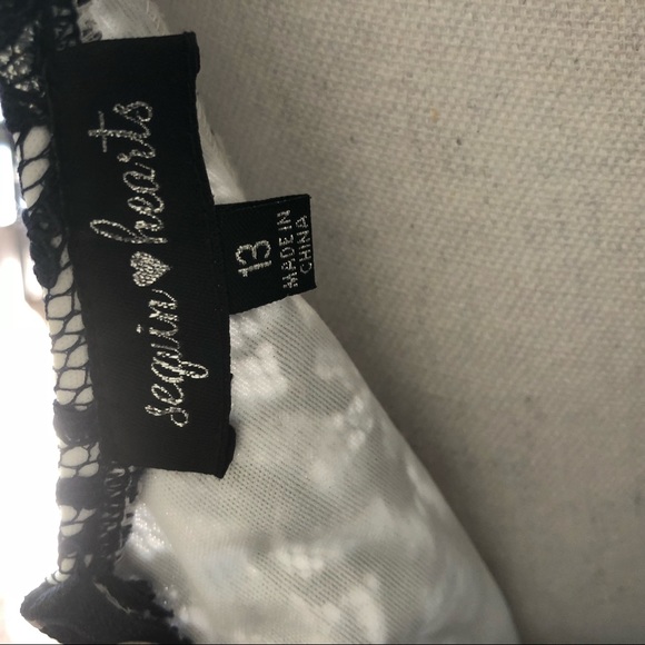 🎈Blue White Lace Jeweled Halter Dress w/ Belt - Picture 7 of 8